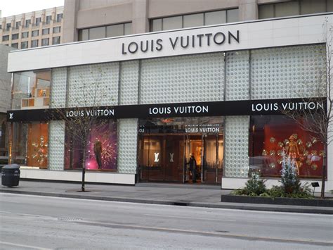 Louis Vuitton canada stores